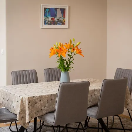 Apartment Deluxe